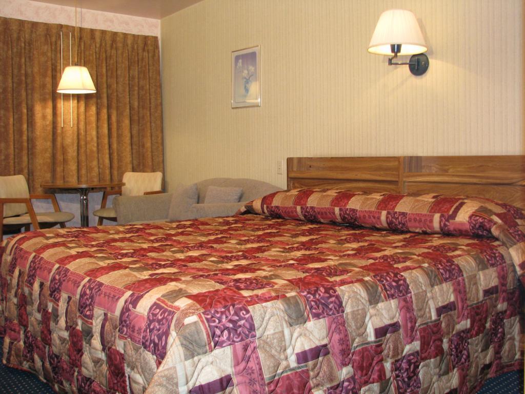 Motel St Moritz Сент-Агат-де-Мон Екстер'єр фото
